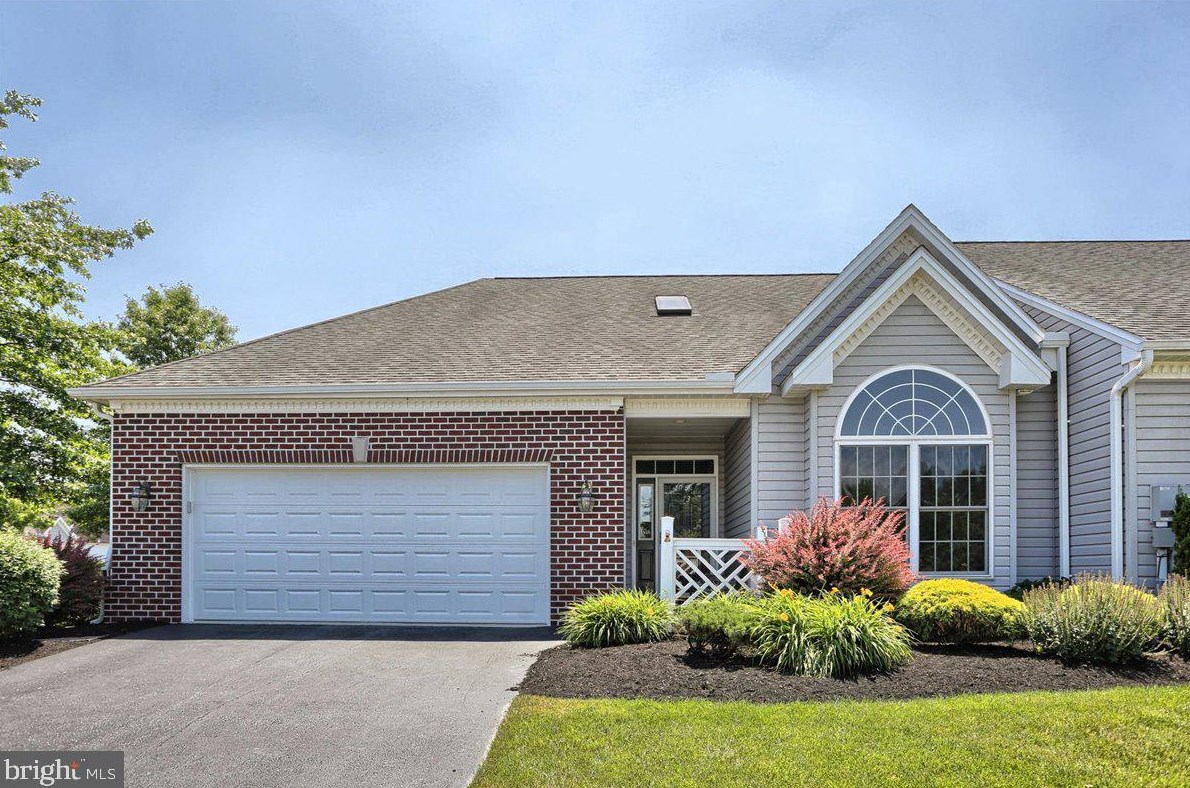 73 Tuscany Ct, Camp Hill, PA 17011