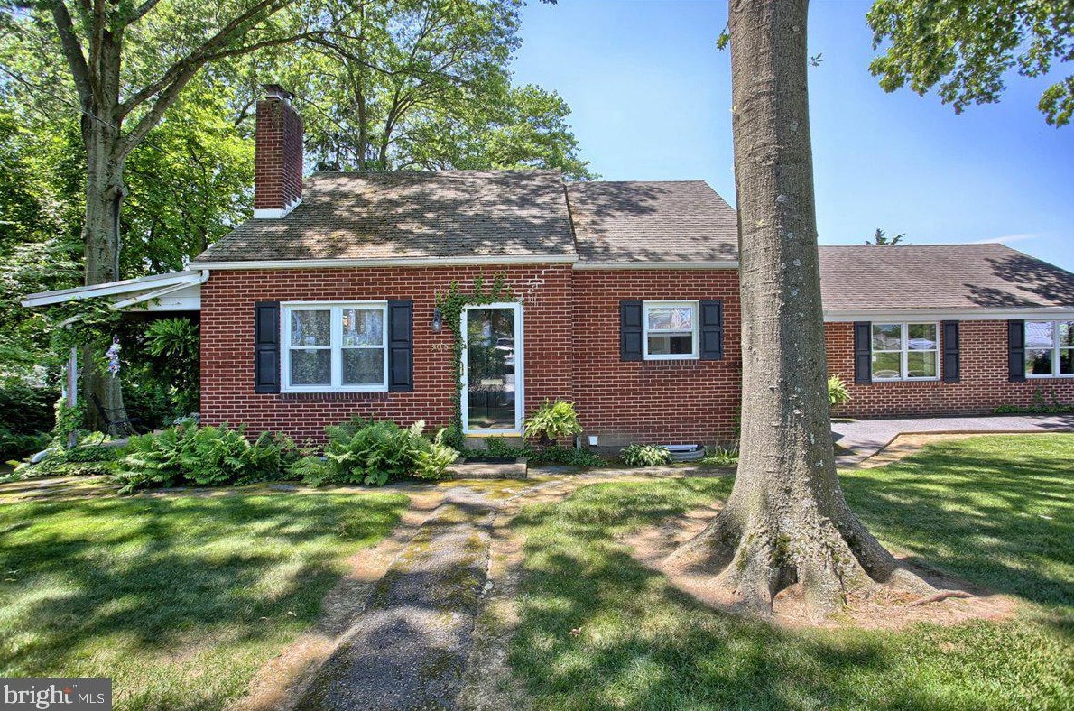 306 N 21st St, Camp Hill, PA 17011