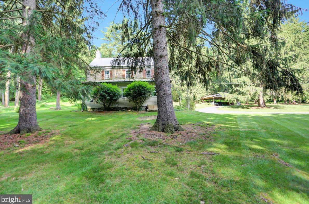 156 Cold Springs Rd, Carlisle, PA 17015