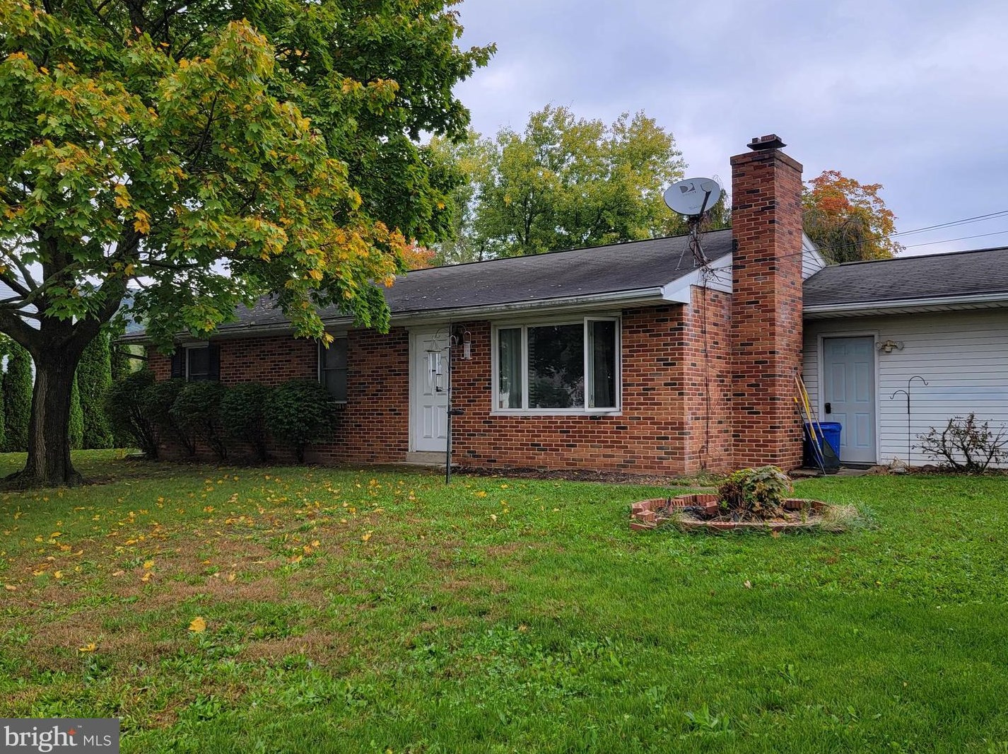 815 Valley, West Enola, PA 17025