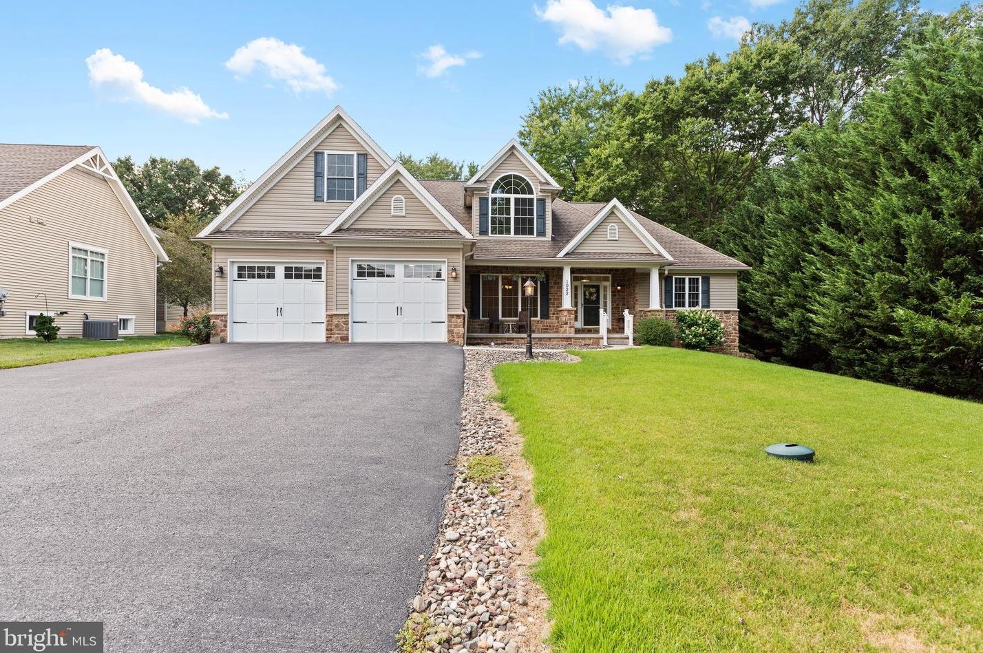1022 Rockledge Dr, Carlisle, PA 17015