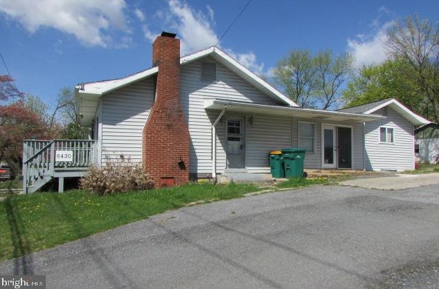 6430 Wertzville Rd, West Enola, PA 17025