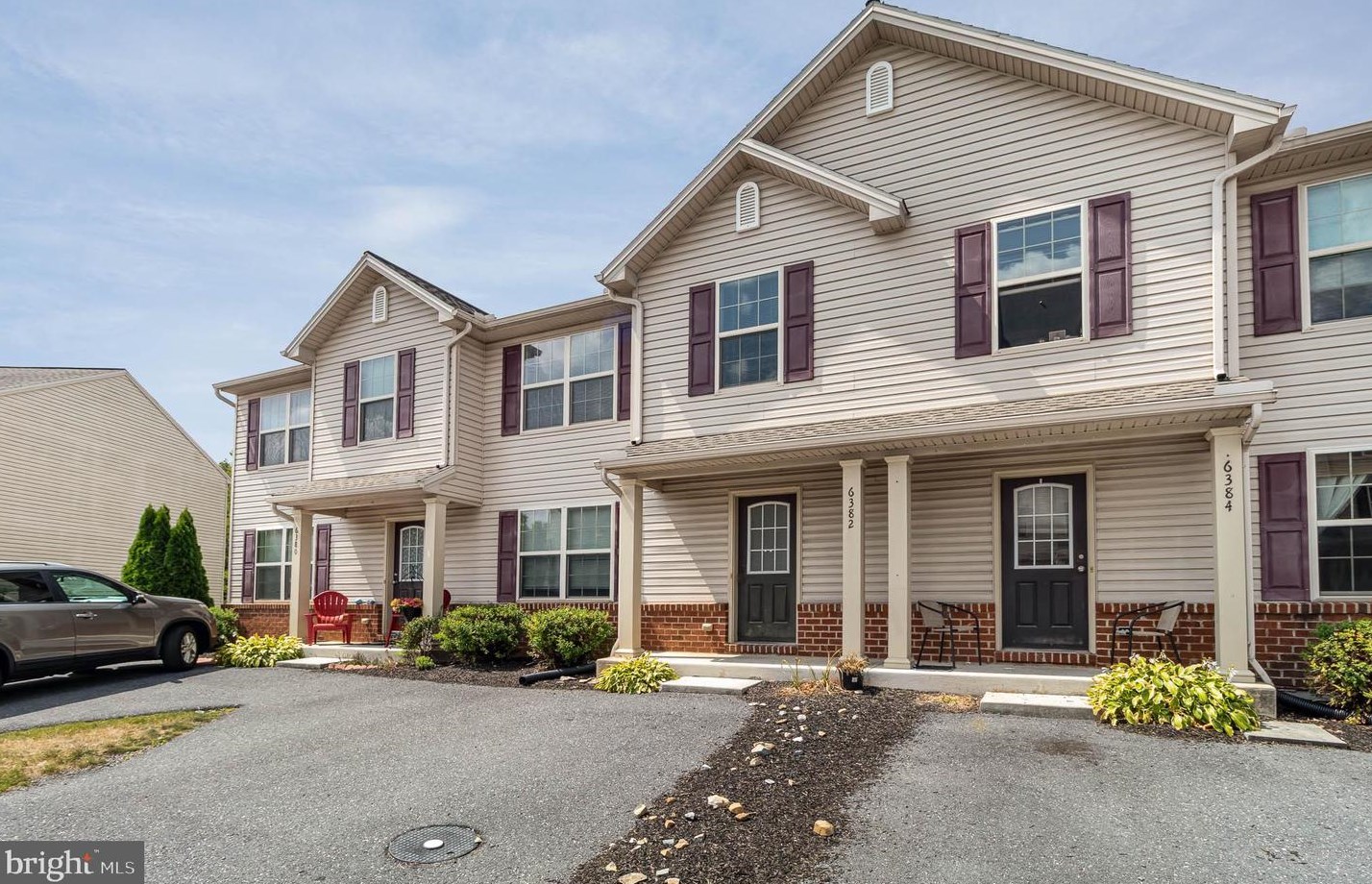 6382 Creekbend Dr, Navy Sup Dpt, PA 17050
