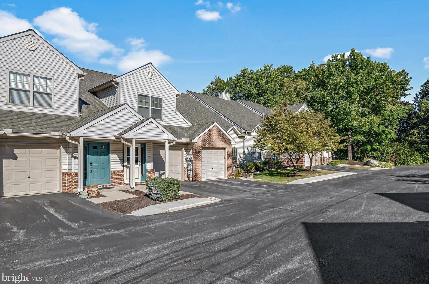 5206 Cobblestone Dr, Navy Sup Dpt, PA 17055