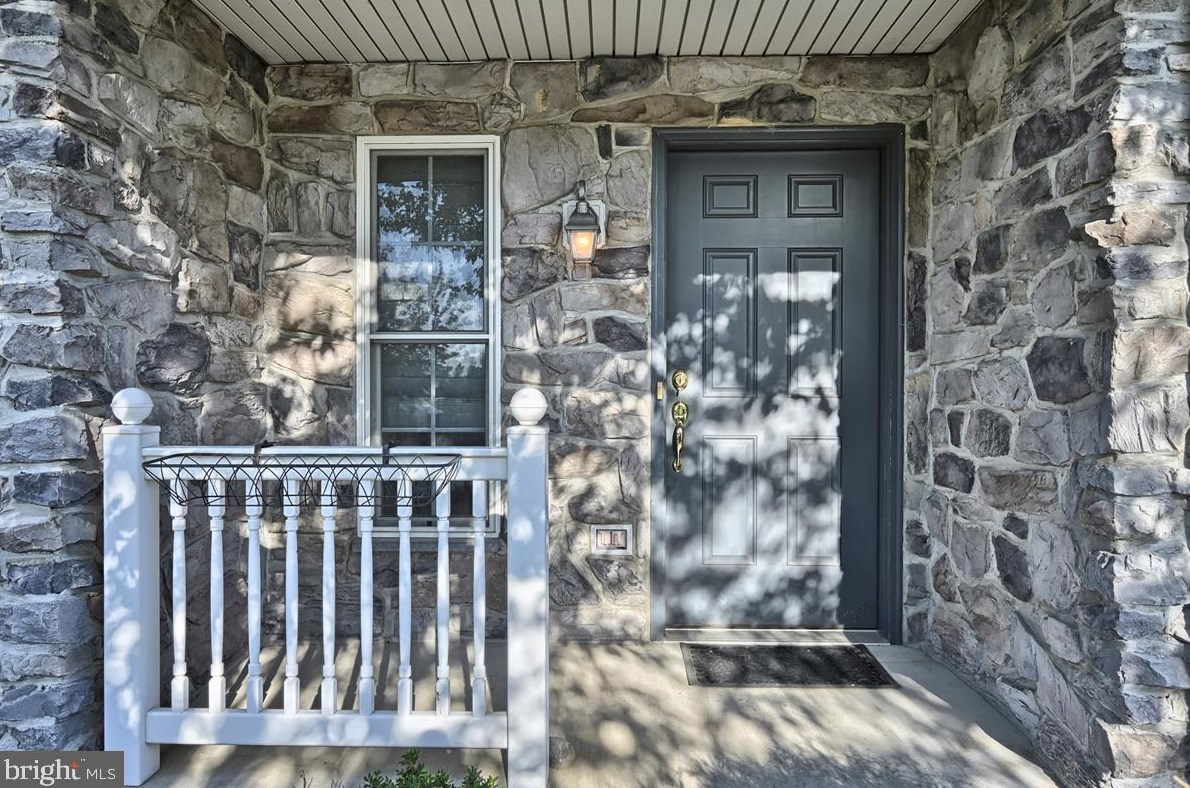 30 Lismore Pl, Navy Sup Dpt, PA 17050