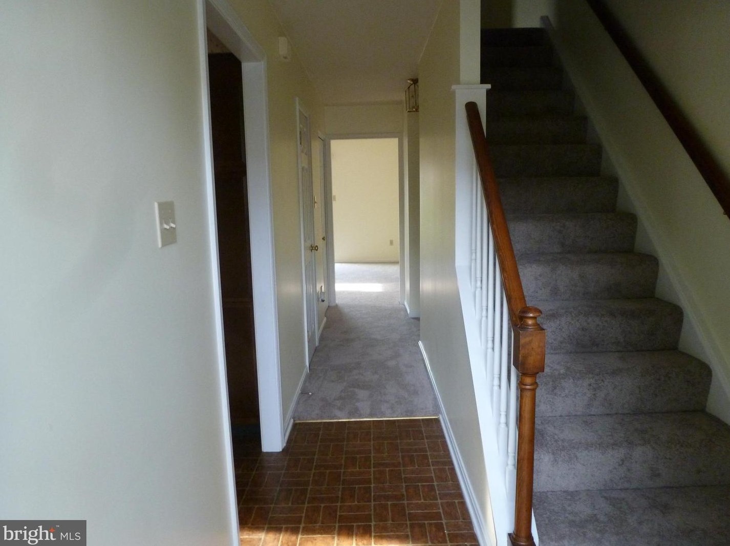 932 Allenview Dr, Navy Sup Dpt, PA 17055