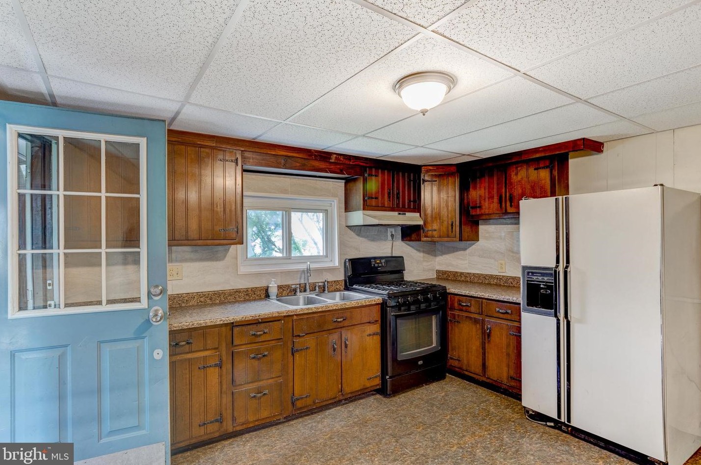 1320 3rd St, West Enola, PA 17025