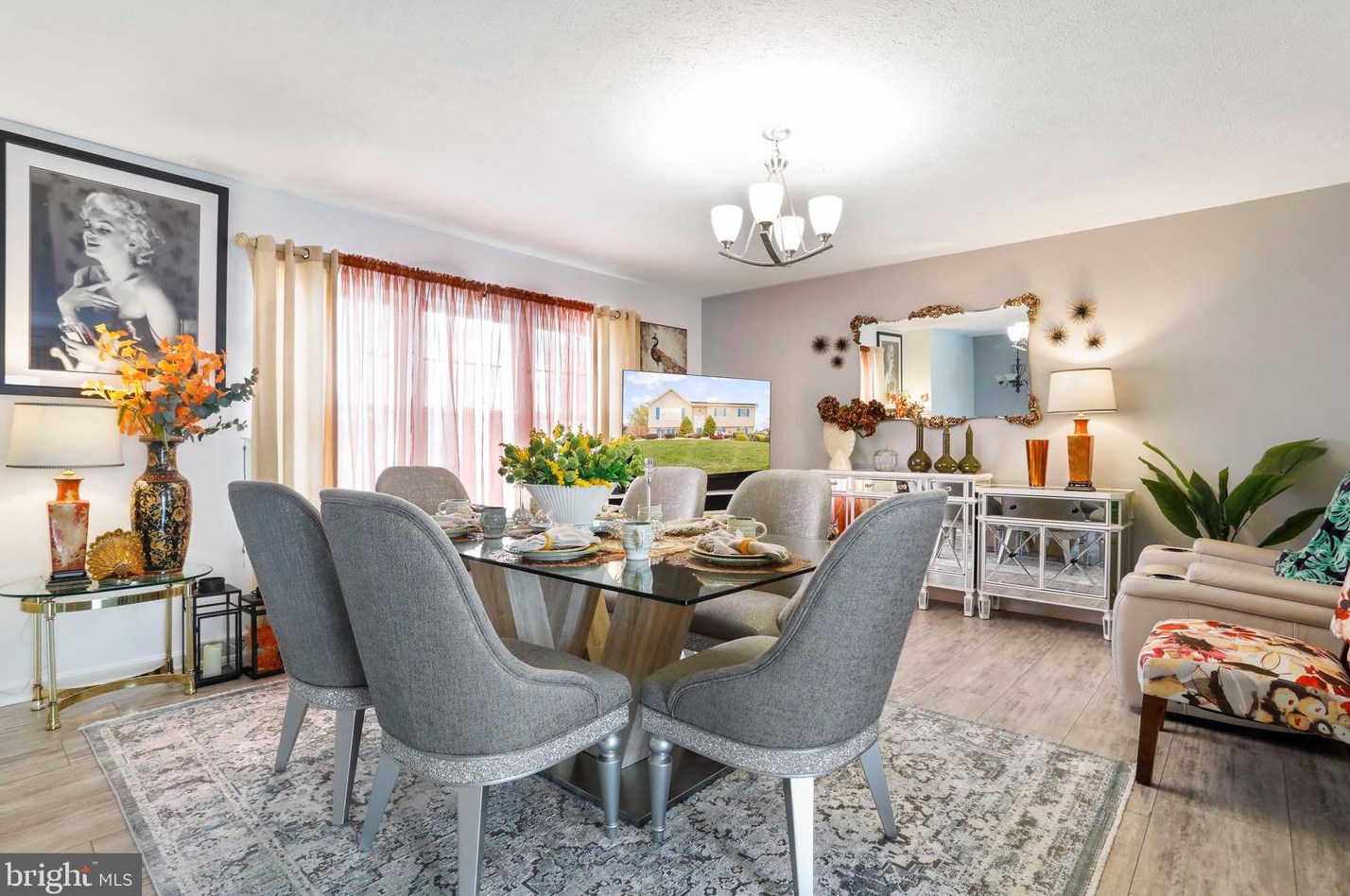 211 Colonial Dr, Lees Cross Roads, PA 17257