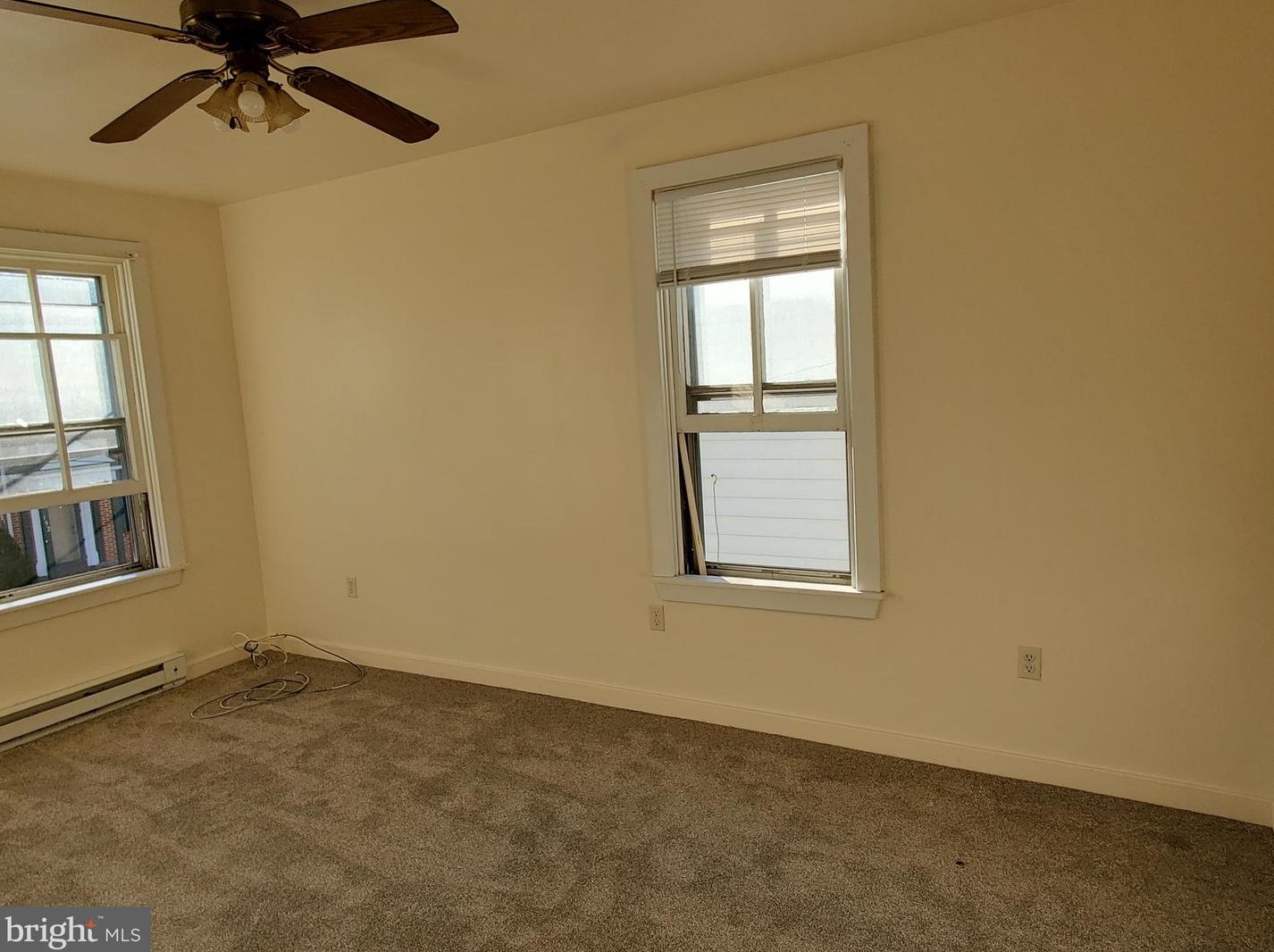 155 E North St #b, Carlisle, PA 17013