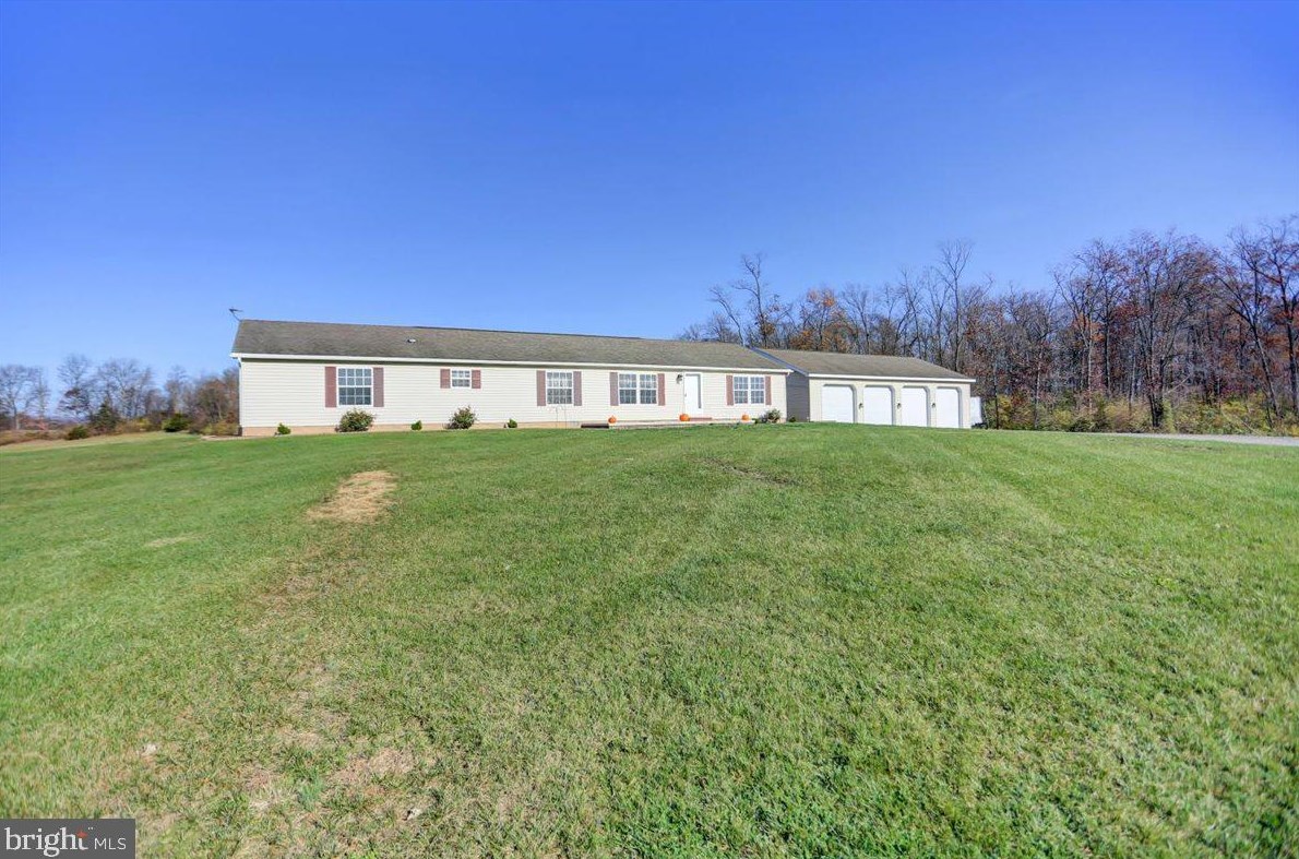675 Oakville Rd, Lees Cross Roads, PA 17257