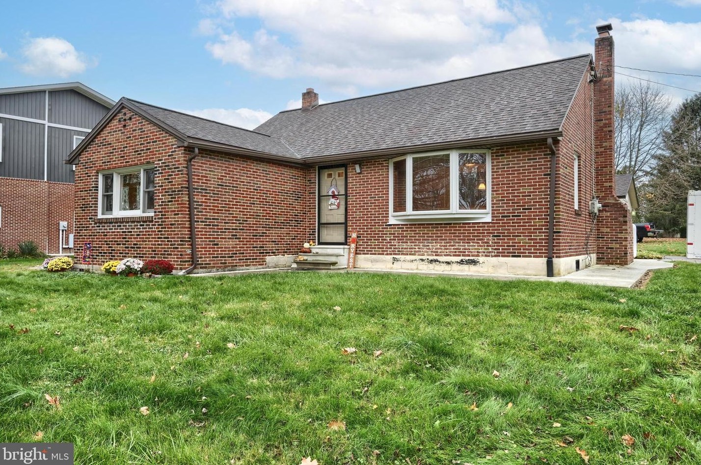 109 Willow Mill Park Rd, Navy Sup Dpt, PA 17050