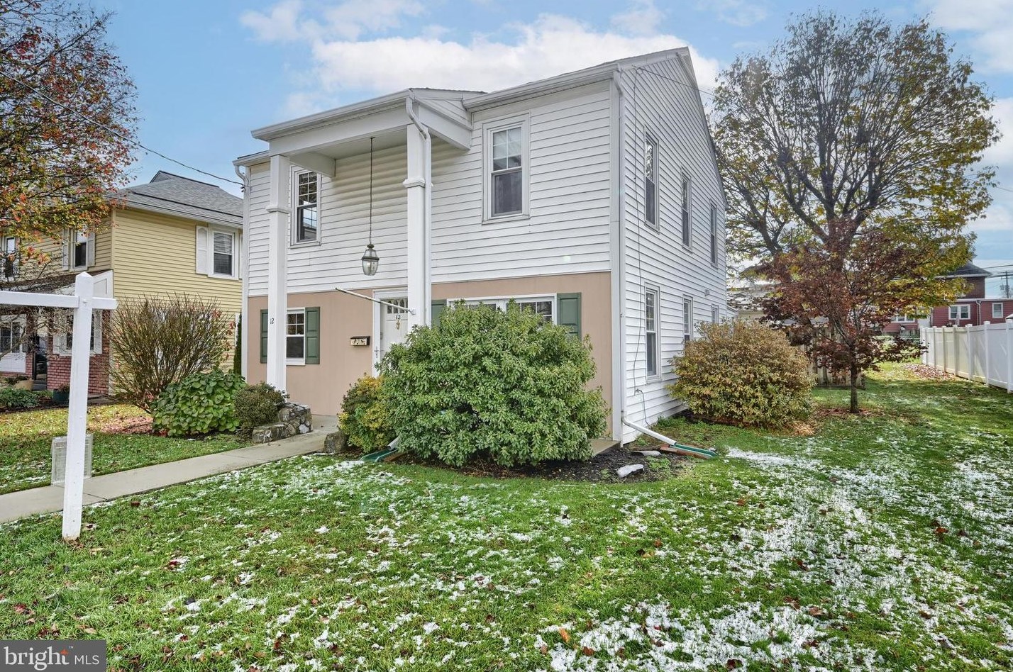 12 W Vine St, Camp Hill, PA 17011