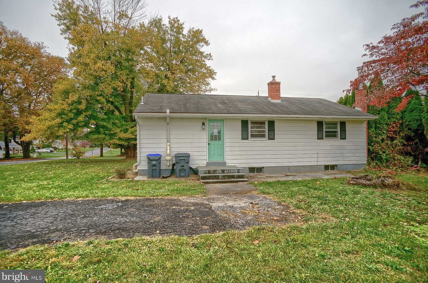 101 Marbeth Ave, Carlisle, PA 17013