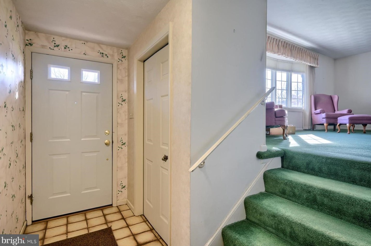 309 Pinewood Dr, Camp Hill, PA 17011