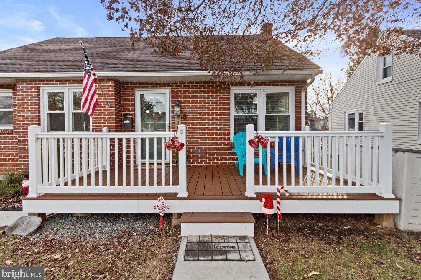 438 W Penn St, Carlisle, PA 17013