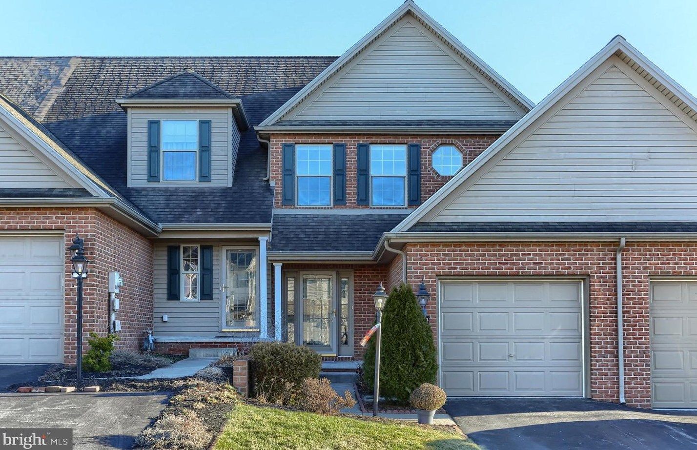 37 Lee Ann Ct, West Enola, PA 17025