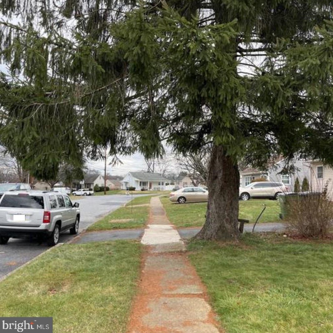 205 Cumberland Dr, Camp Hill, PA 17011