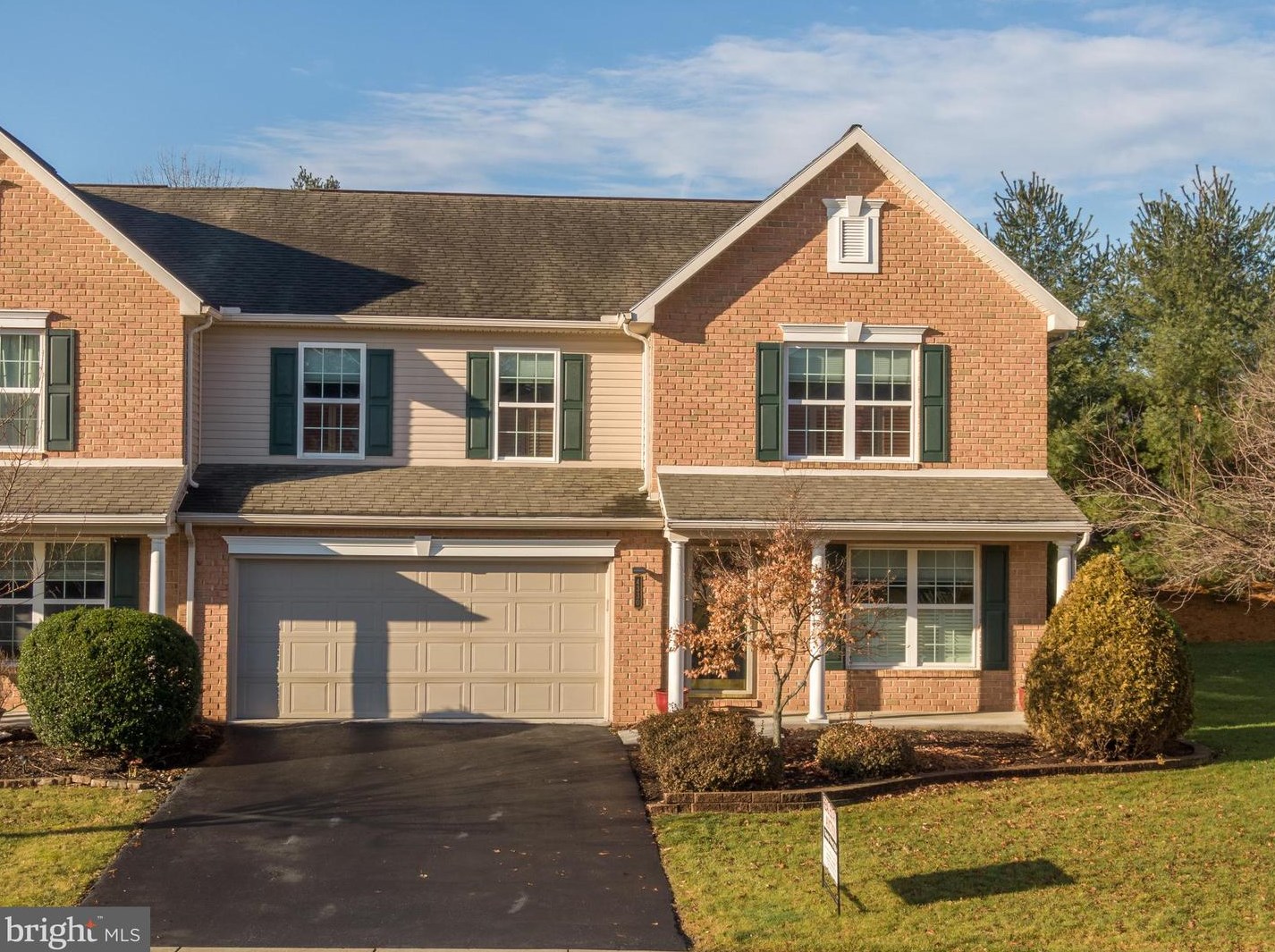 4330 Roth Farm Village Cir, Navy Sup Dpt, PA 17050