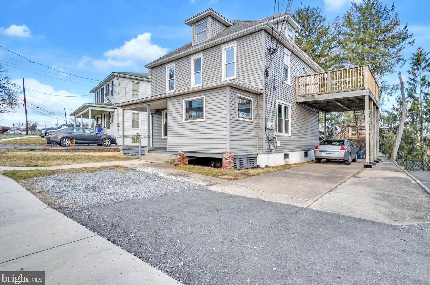 122 N Enola Dr, West Enola, PA 17025