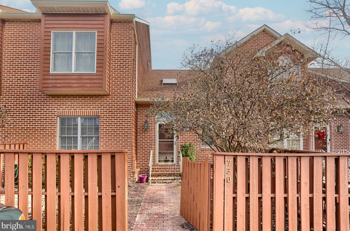 730 Sterling Ct, West Enola, PA 17025