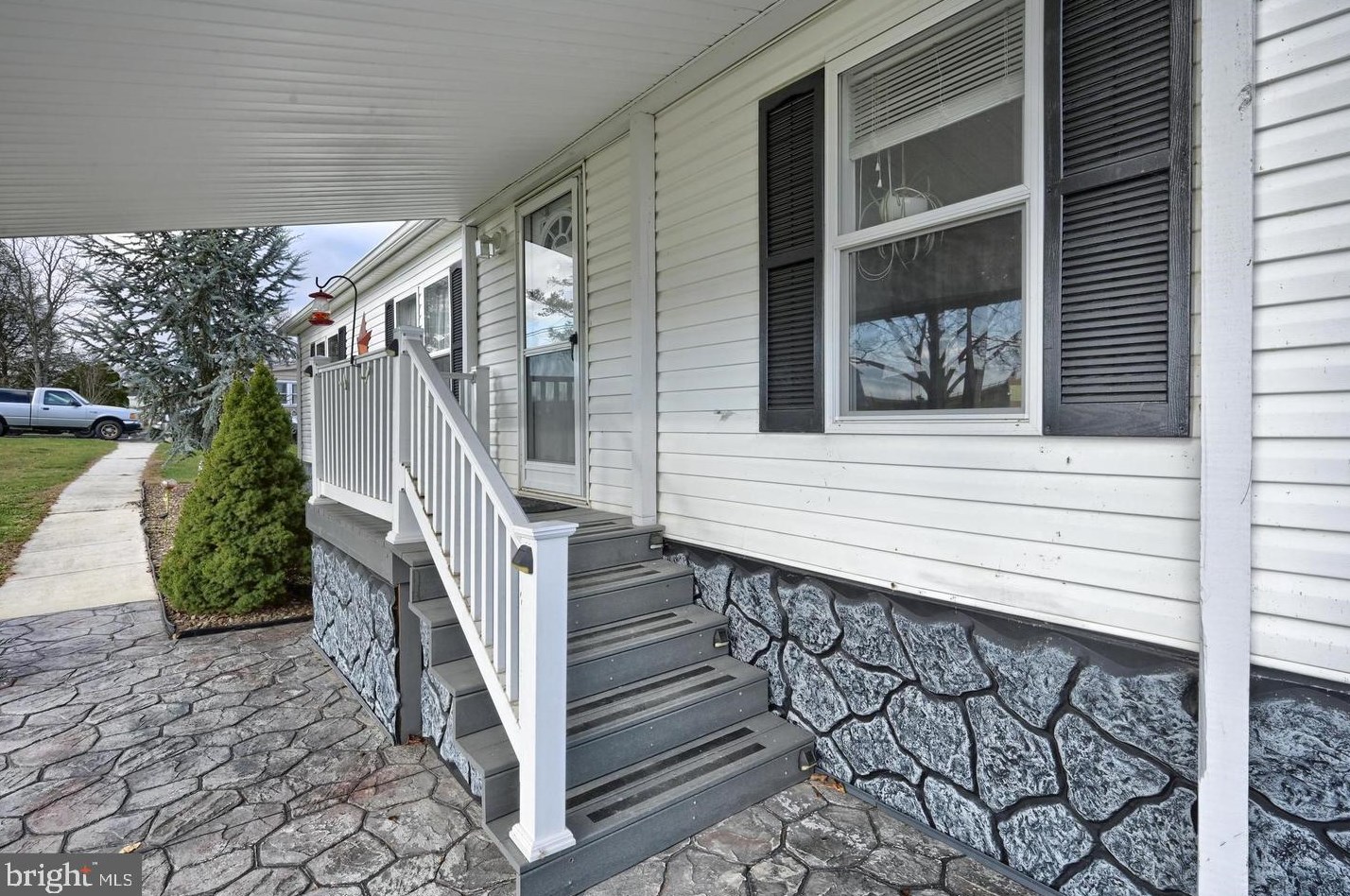 435 Cornman Rd, Carlisle, PA 17013