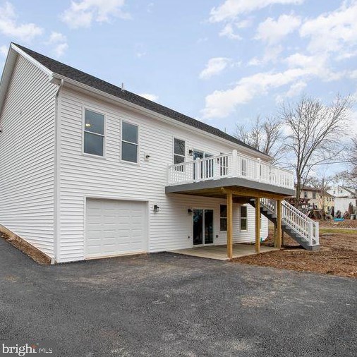 215 Longs Gap Rd, Carlisle, PA 17013