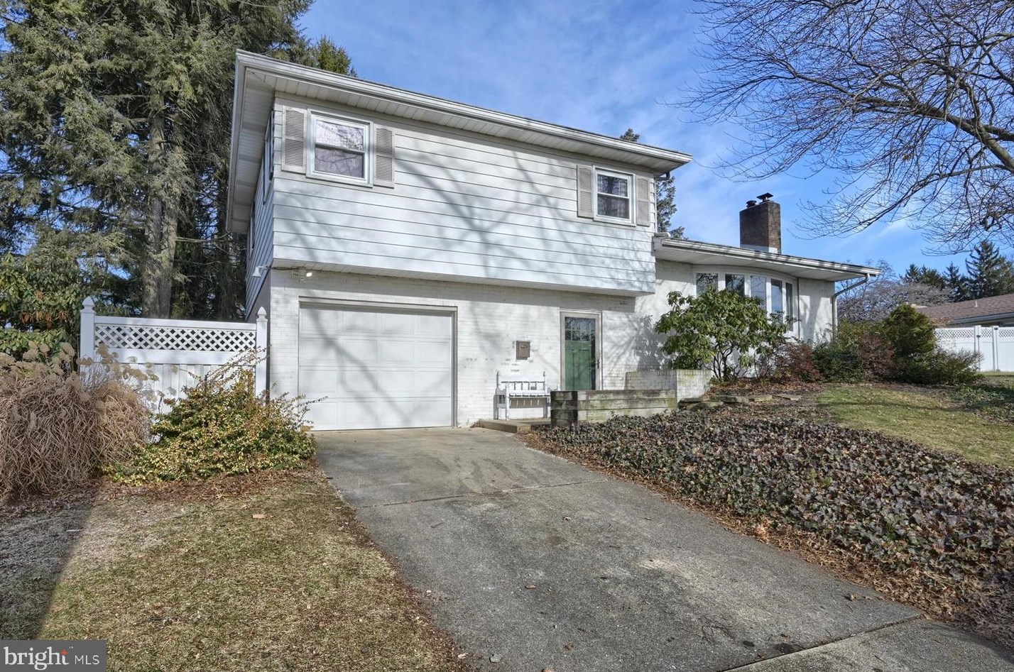 201 W Green St, Camp Hill, PA 17011