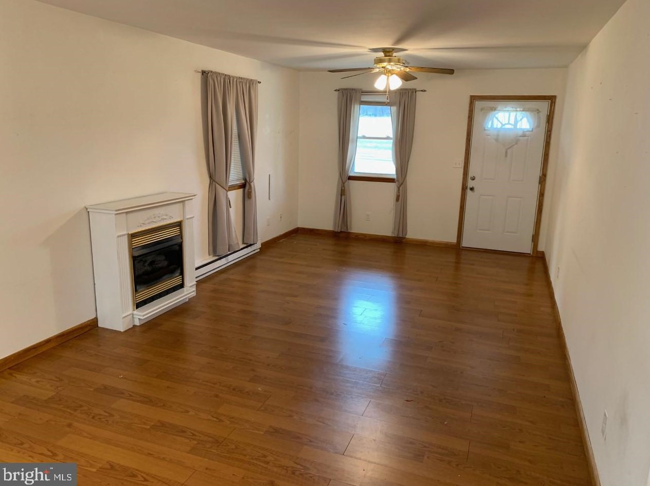 122 Airport Rd, Lees Cross Roads, PA 17257