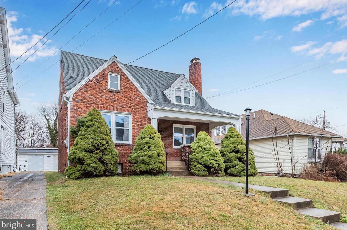 8 Altoona Ave, West Enola, PA 17025