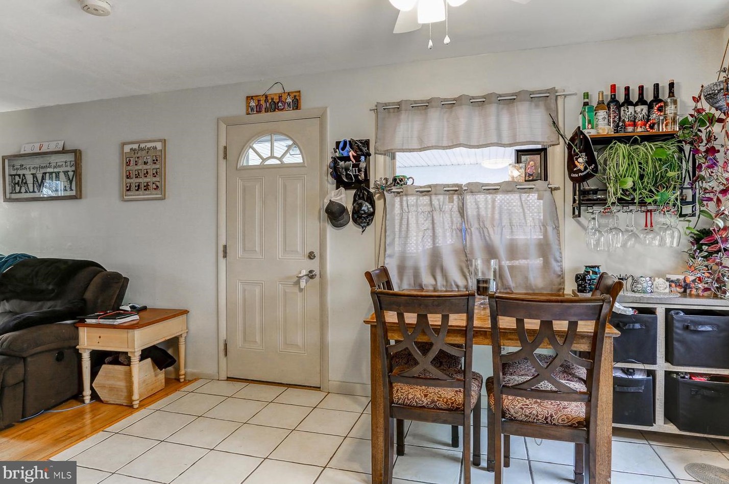 6328 Chesterfield Ln, Navy Sup Dpt, PA 17050
