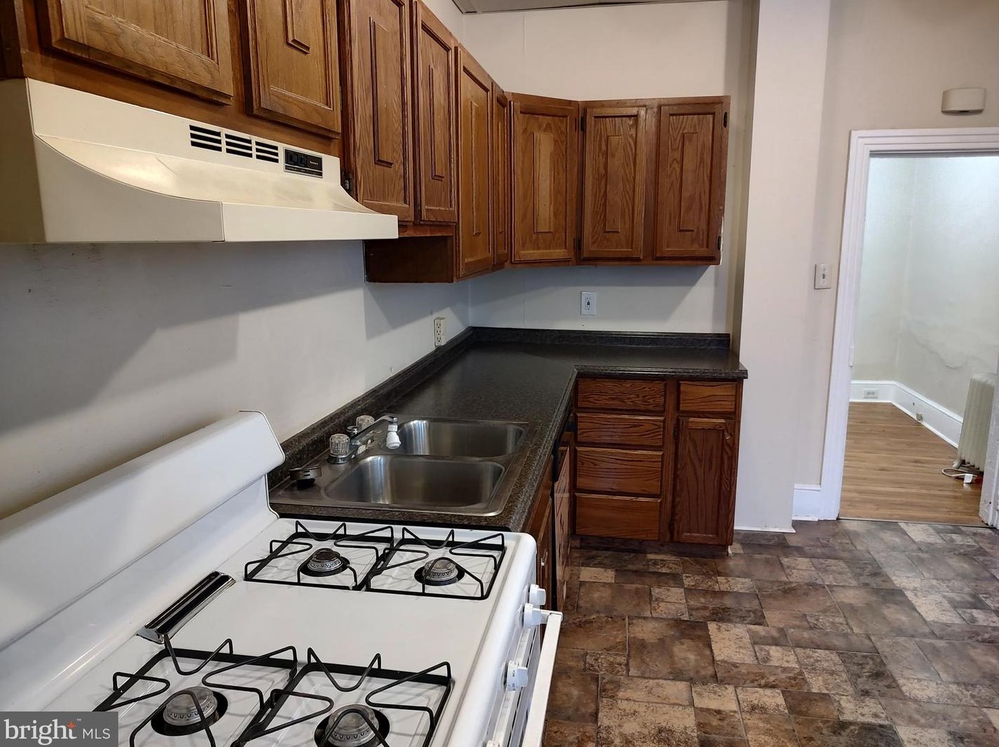 108 E Main St, Camp Hill, PA 17011