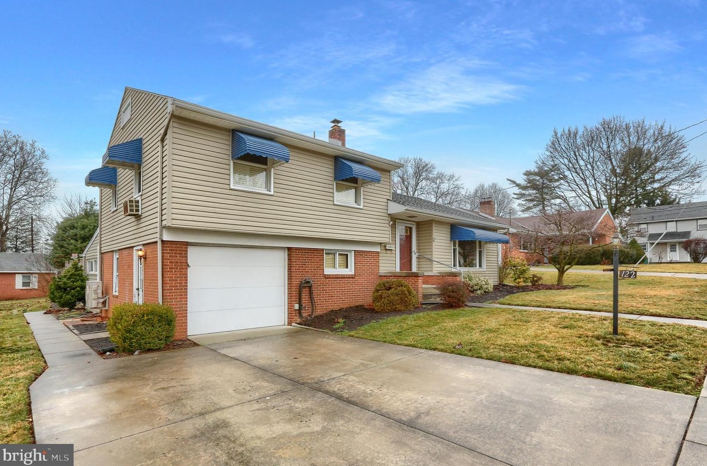 122 S Market St, Camp Hill, PA 17011
