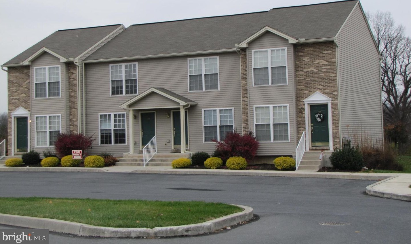 23 Eastwick Ln, Carlisle, PA 17015