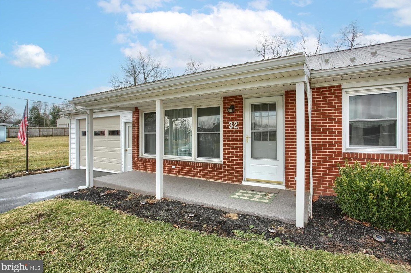32 Maple Ave, Walnut Bottom, PA 17266