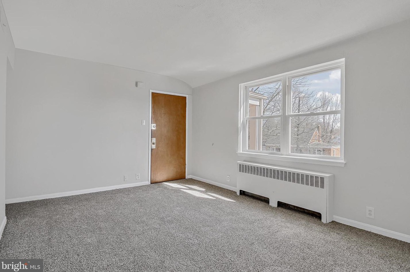9 Dickinson Ave #b, Camp Hill, PA 17011