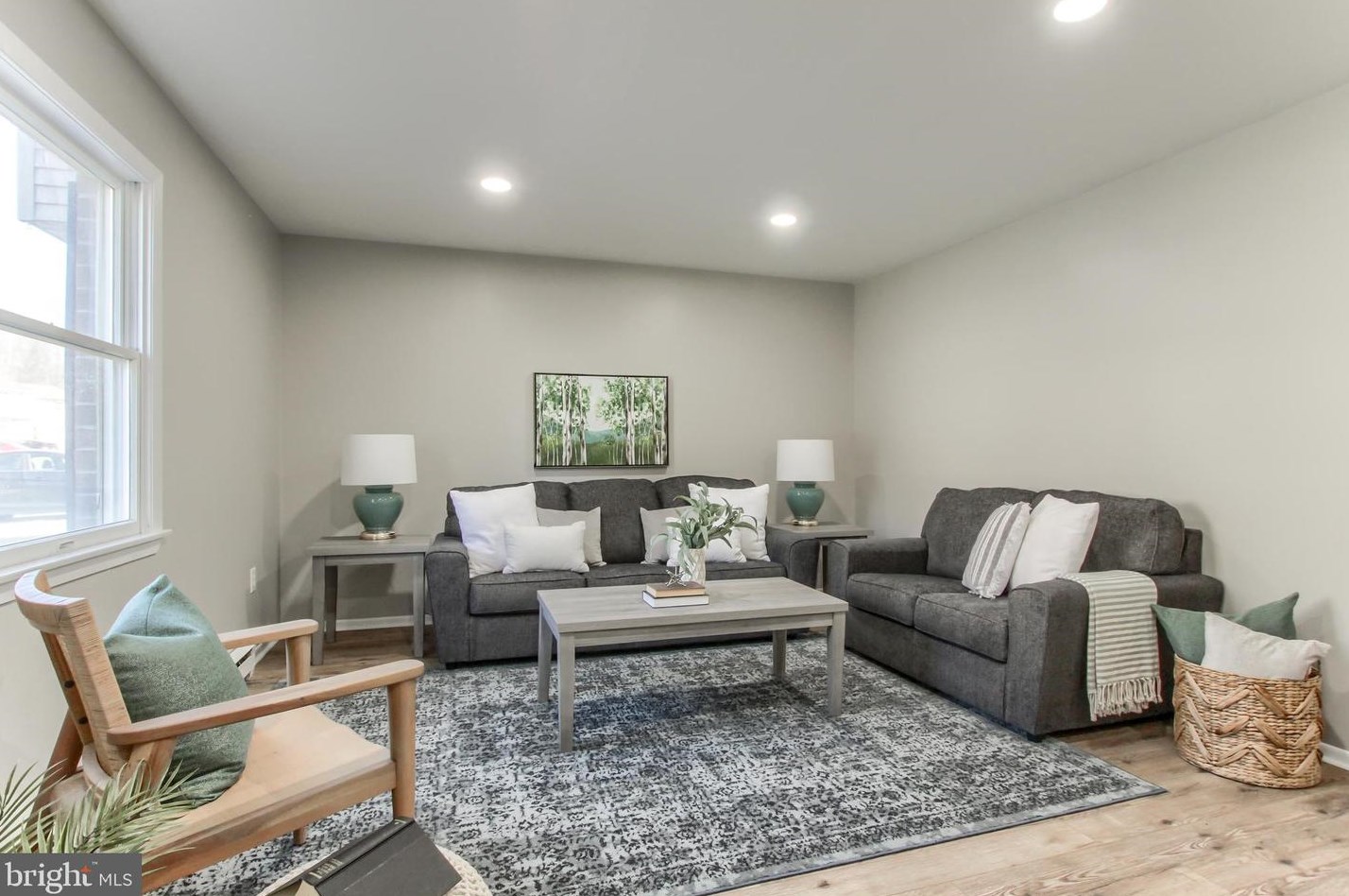 72 Ashford Dr, West Enola, PA 17025