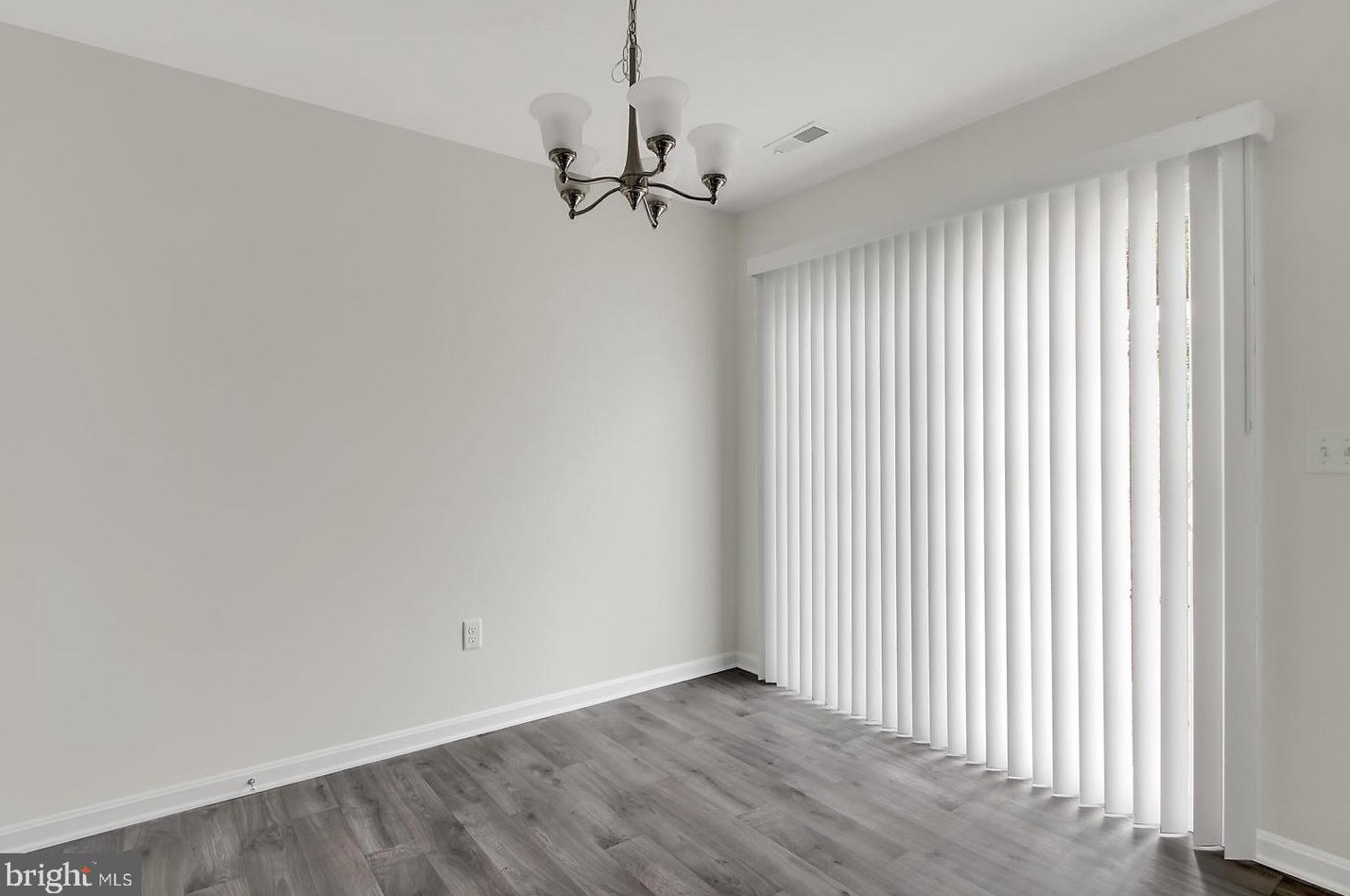 4 Parkview Dr, Carlisle, PA 17013