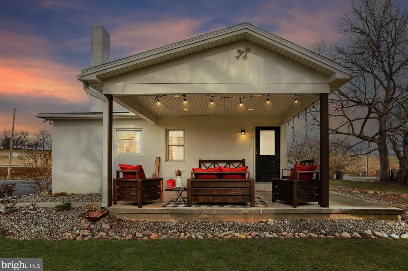 2212 Walnut Bottom Rd, Carlisle, PA 17015