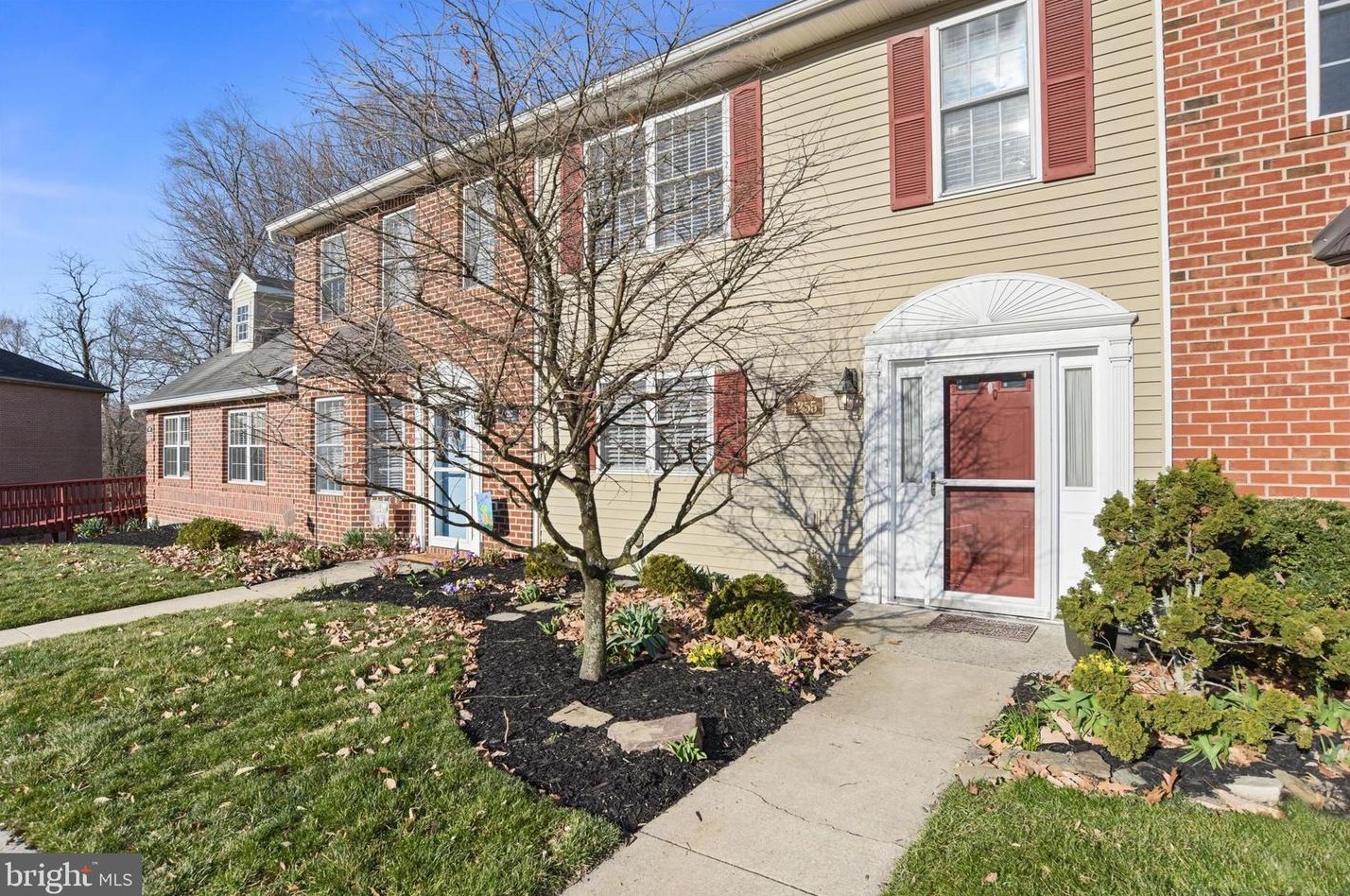 4255 Nantucket Dr, Navy Sup Dpt, PA 17050