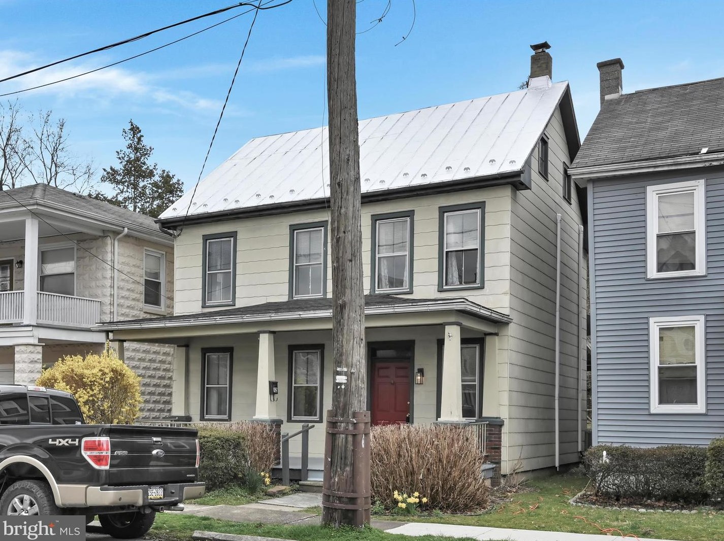 12 S 2nd St, Lemoyne, PA 17043