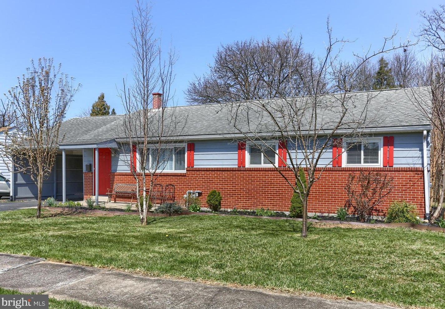 25 Palmer Dr, Camp Hill, PA 17011