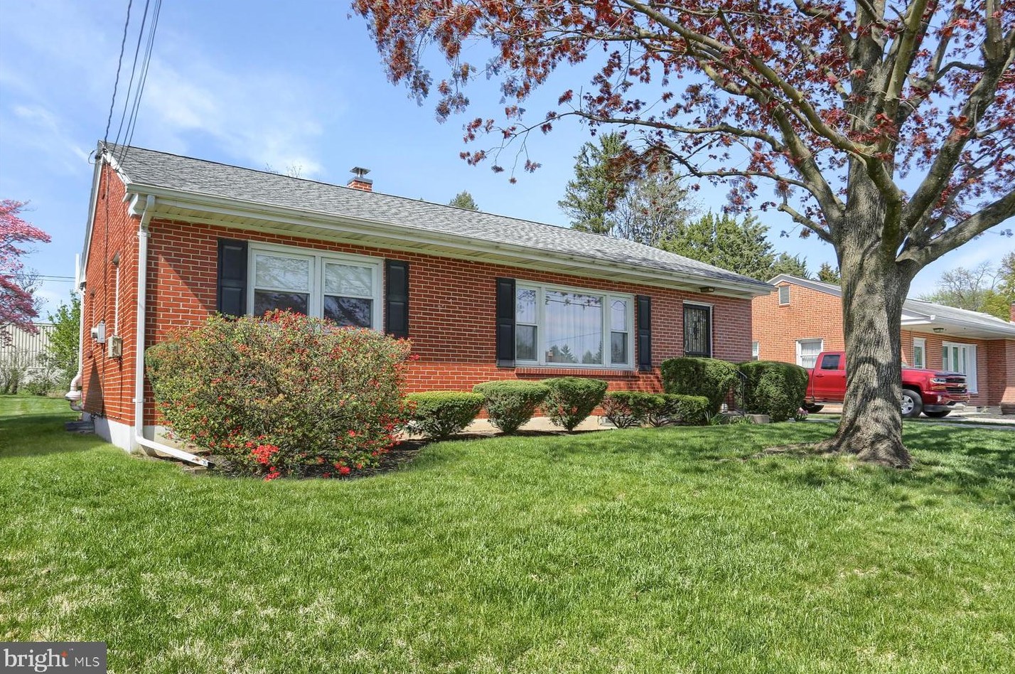 2940 Morningside Dr, Camp Hill, PA 17011