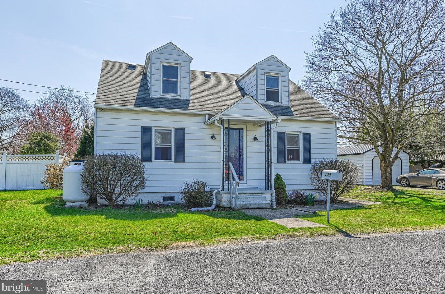 120 Wynnwood Ave, Carlisle, PA 17013