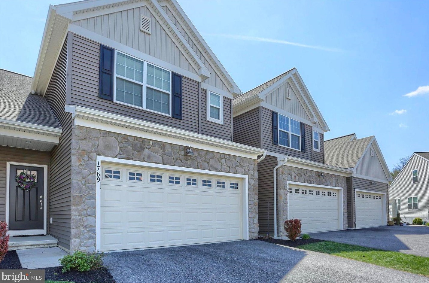 1789 Shady Lane Dr, Navy Sup Dpt, PA 17055