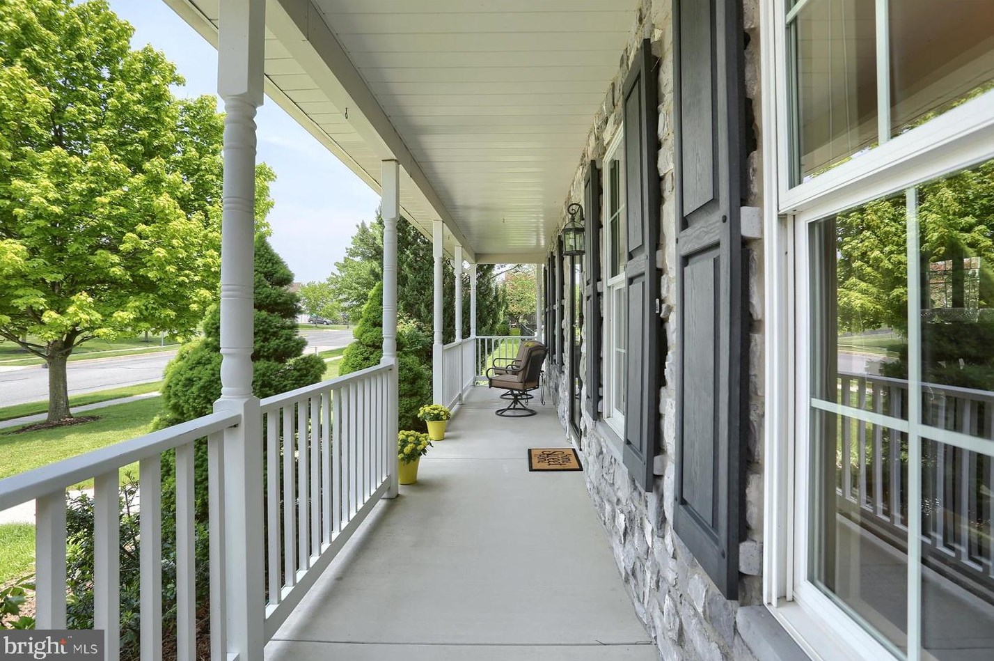 8 Old Coach Ln, Carlisle, PA 17013