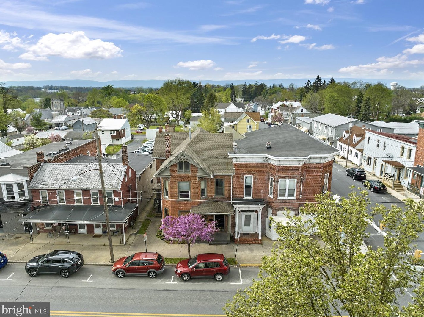 241 E King St, Lees Cross Roads, PA 17257