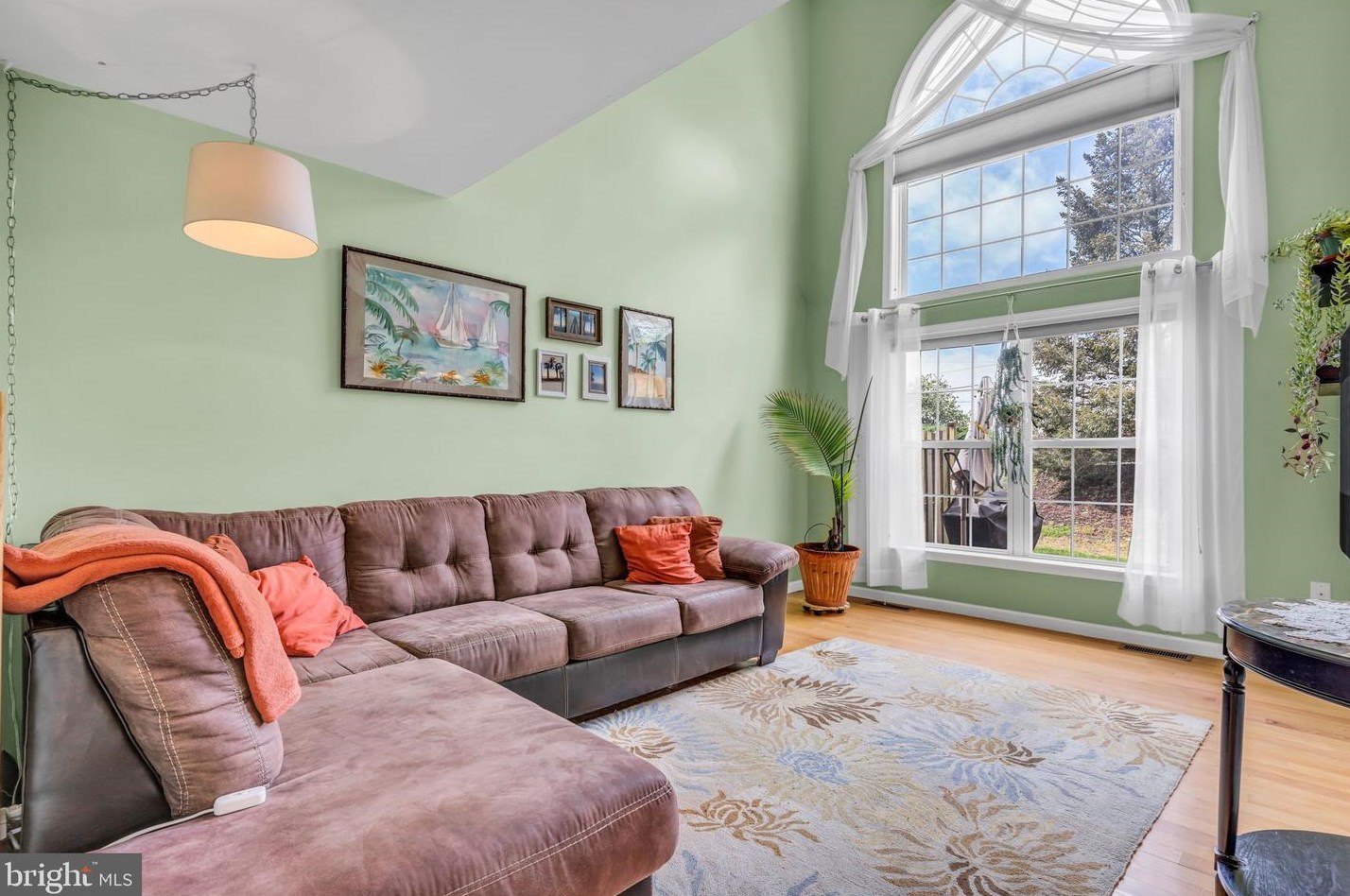 1131 Sandpiper Ct, Navy Sup Dpt, PA 17050