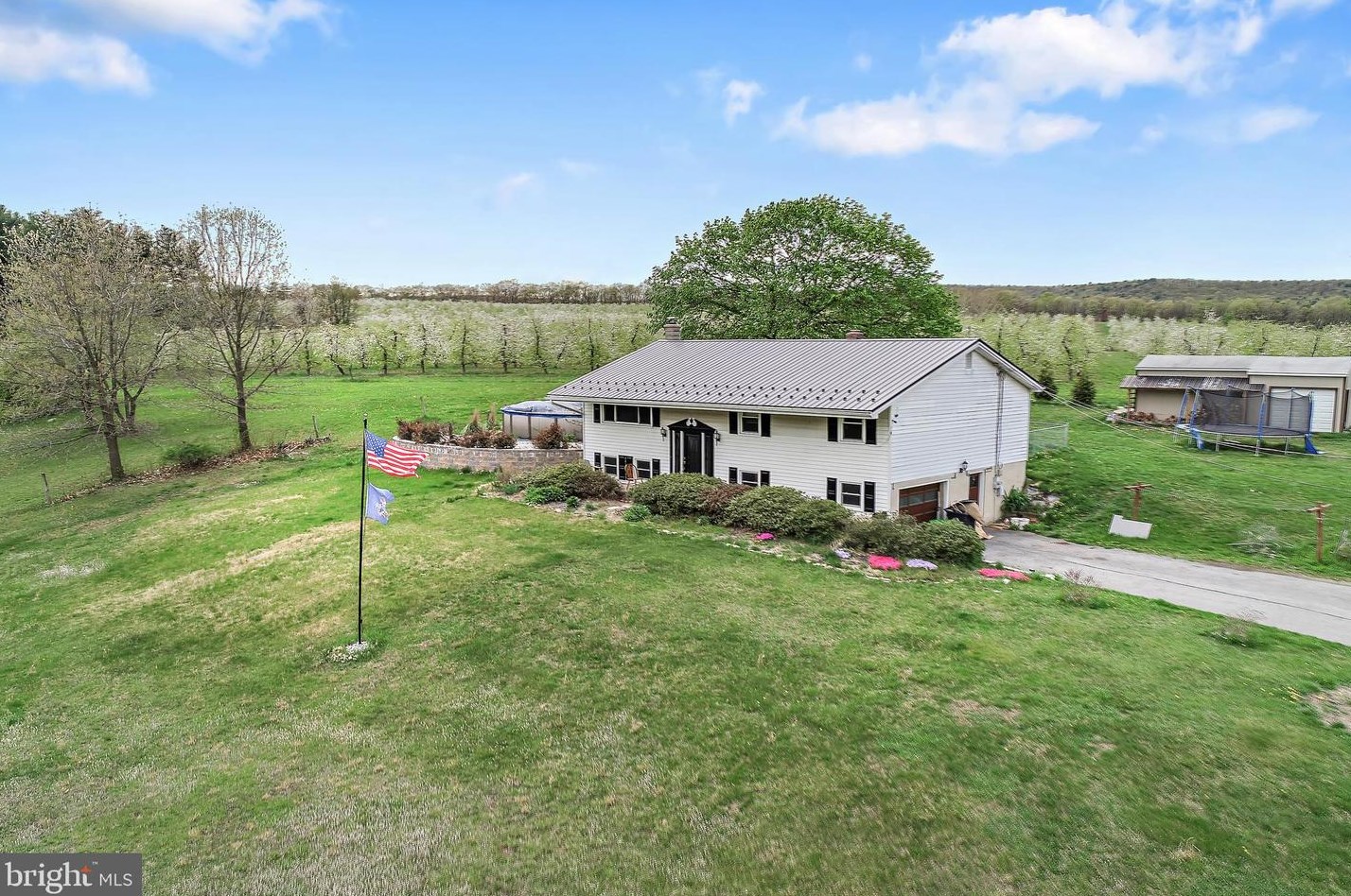 300 Peach Glen Rd, Toland, PA 17324