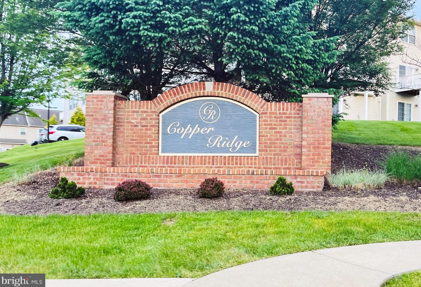 10 Jay Cir, Lemoyne, PA 17043