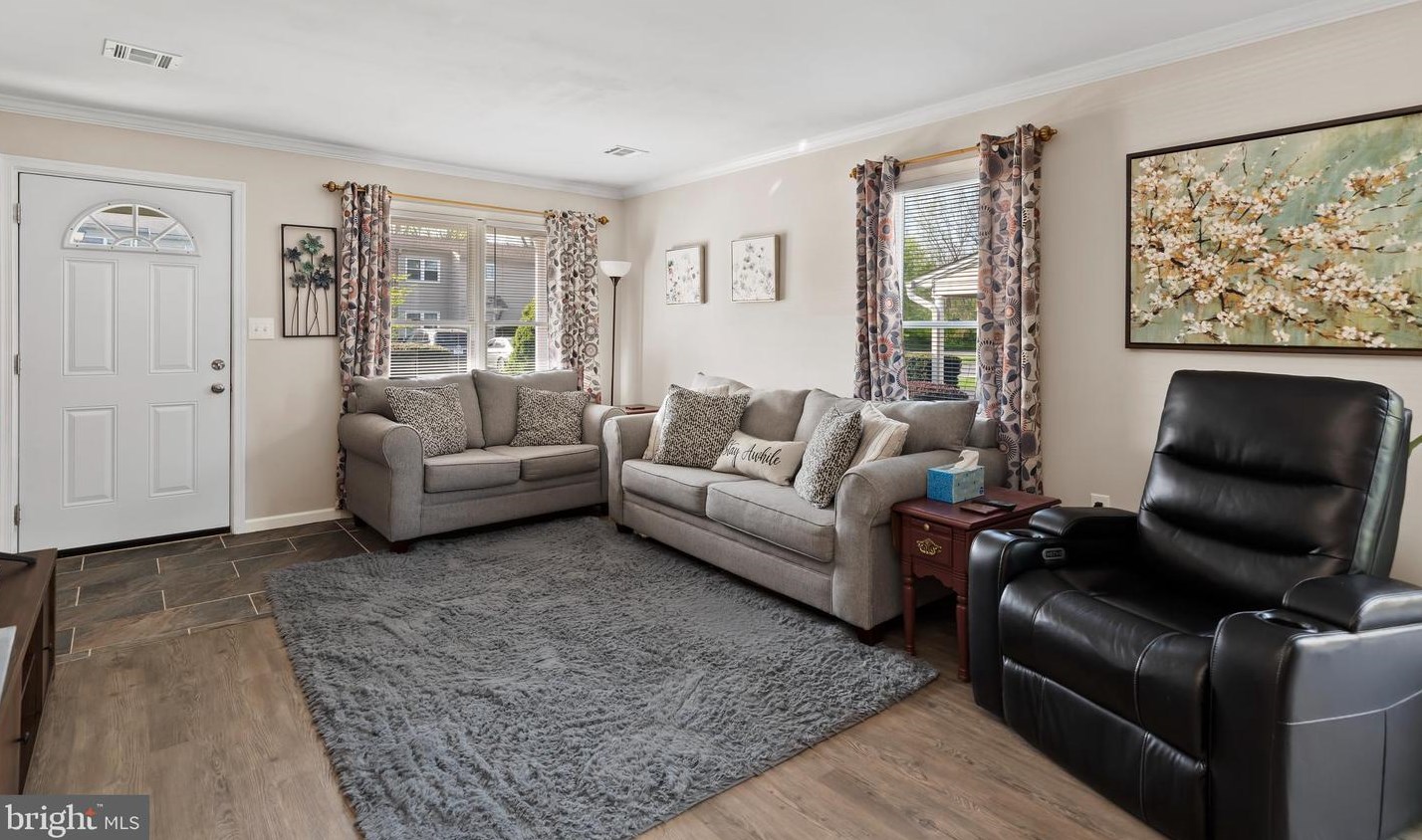 437 Mill Race Rd, Carlisle, PA 17013